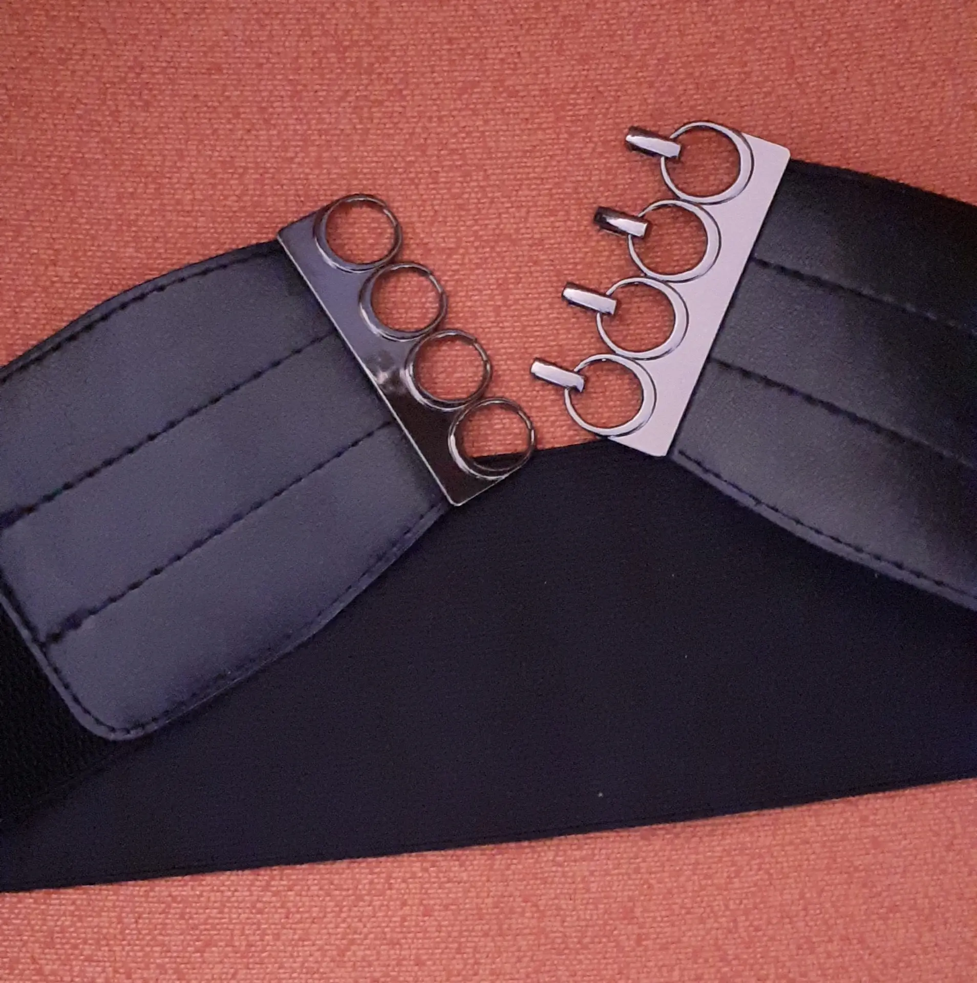 Mini-monedero-trasparente-rosa_resultado