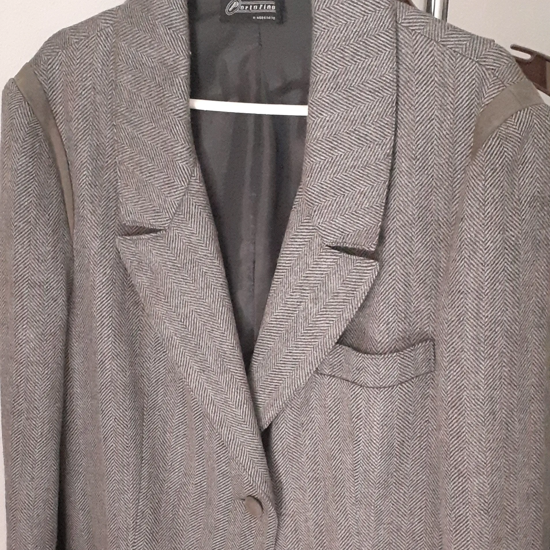 Traje-completo-mujer-gris-_resultado