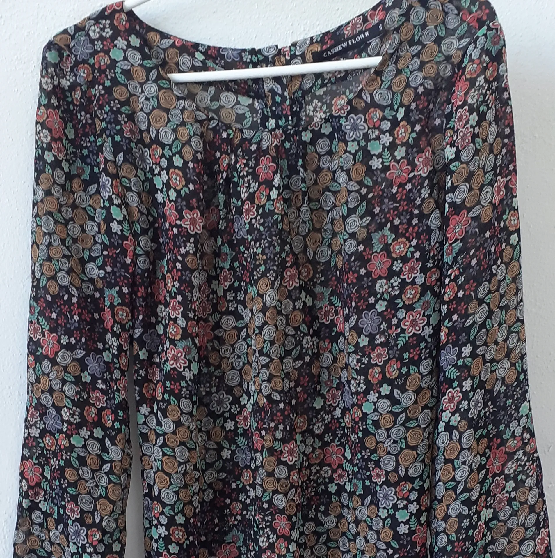 Camisa blanca de seda