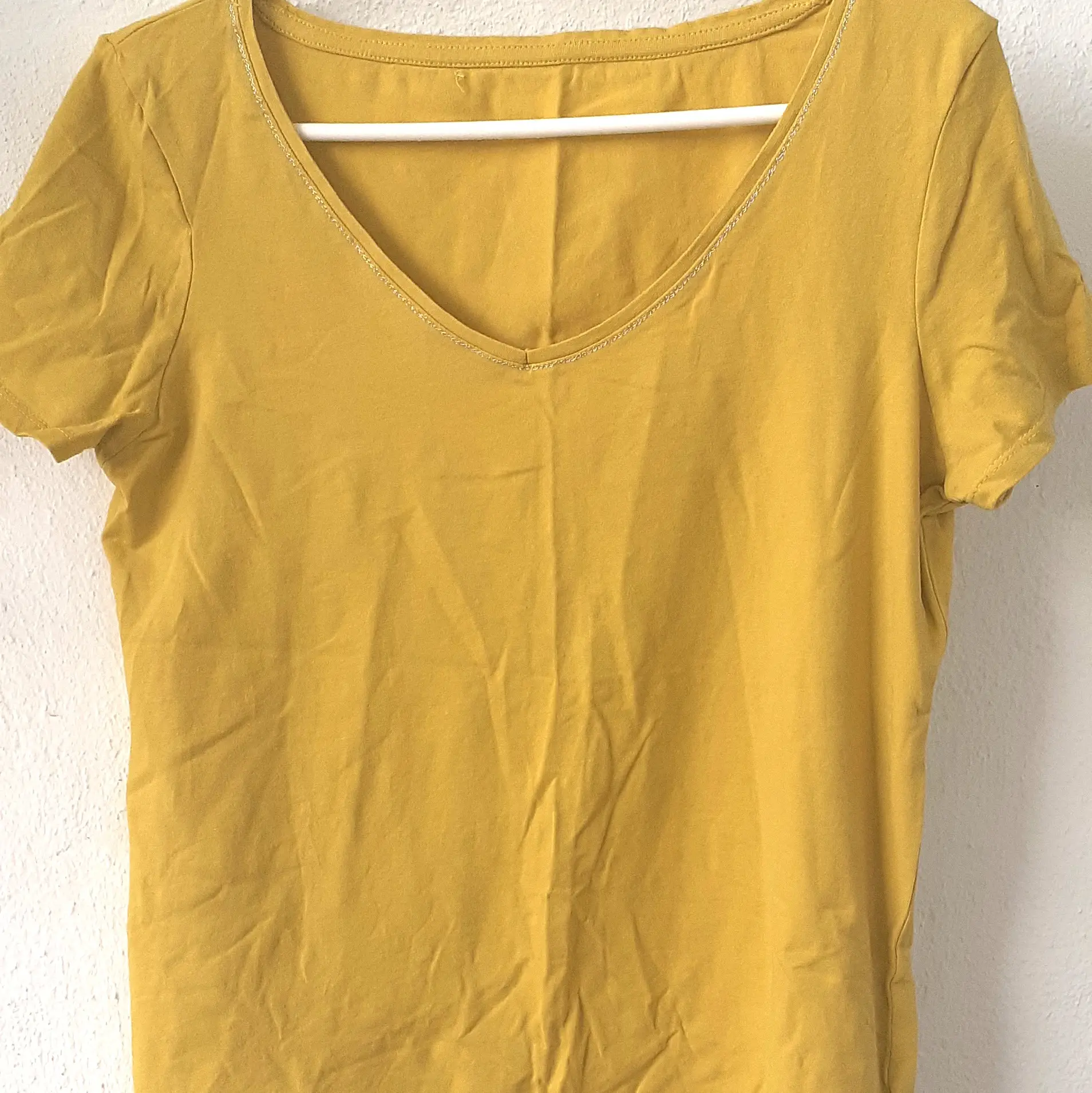 Camiseta-sin-mangas-gris-corazon-mujer_resultado