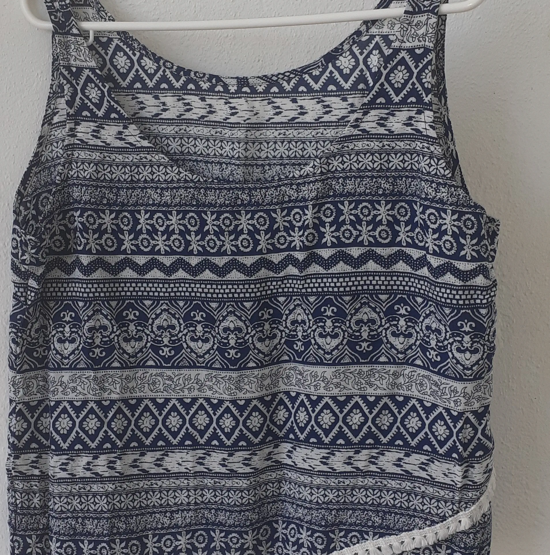 Camiseta-sin-mangas-gris-corazon-mujer_resultado