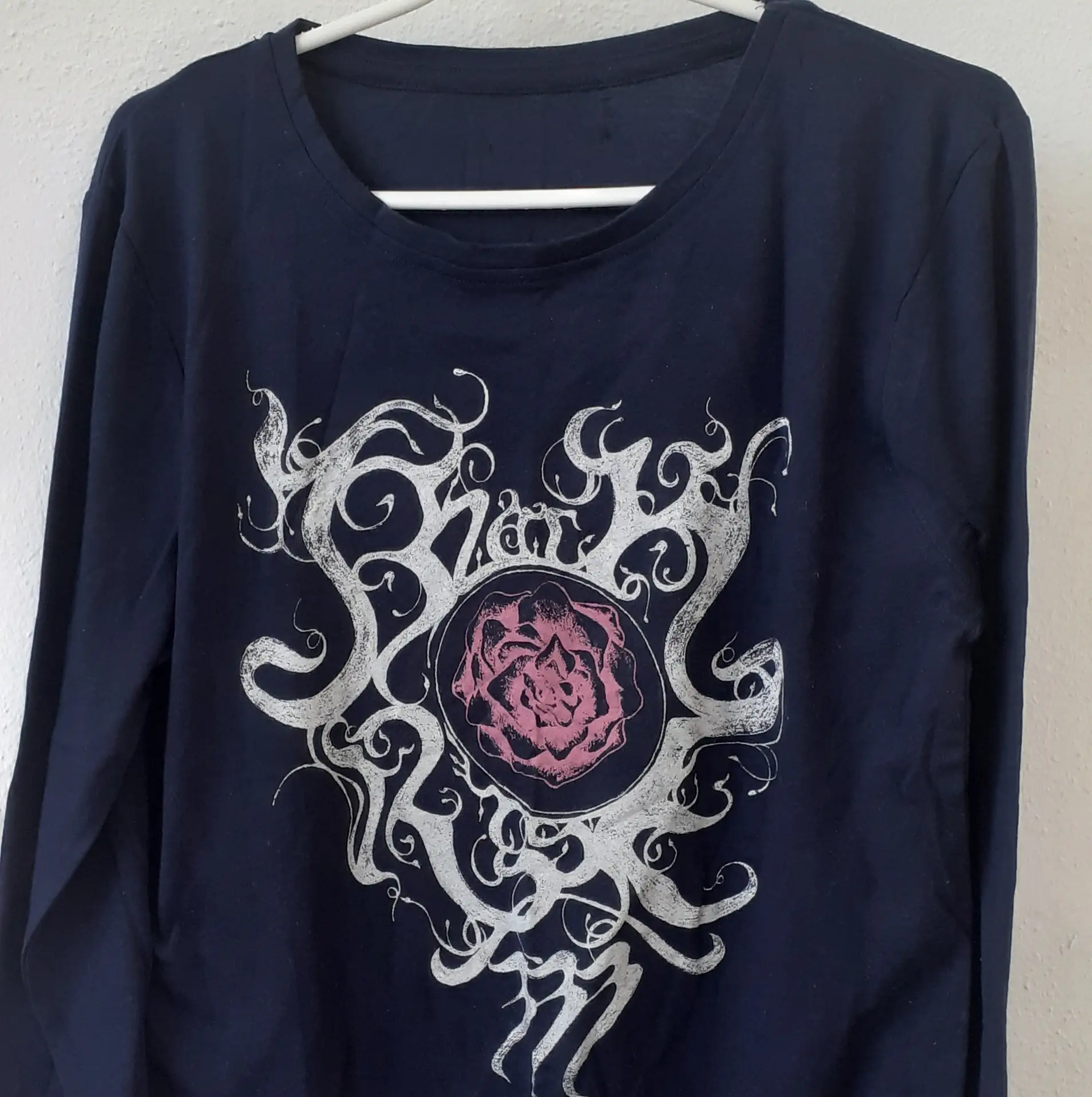 Camiseta-sin-mangas-gris-corazon-mujer_resultado