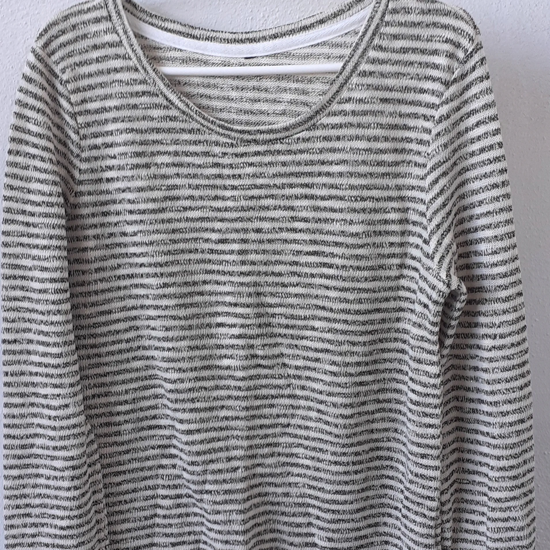 Camiseta-sin-mangas-gris-corazon-mujer_resultado