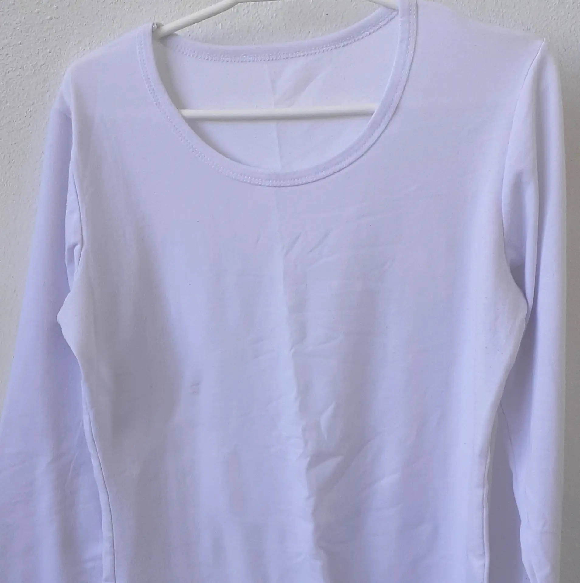 Camiseta-sin-mangas-gris-corazon-mujer_resultado