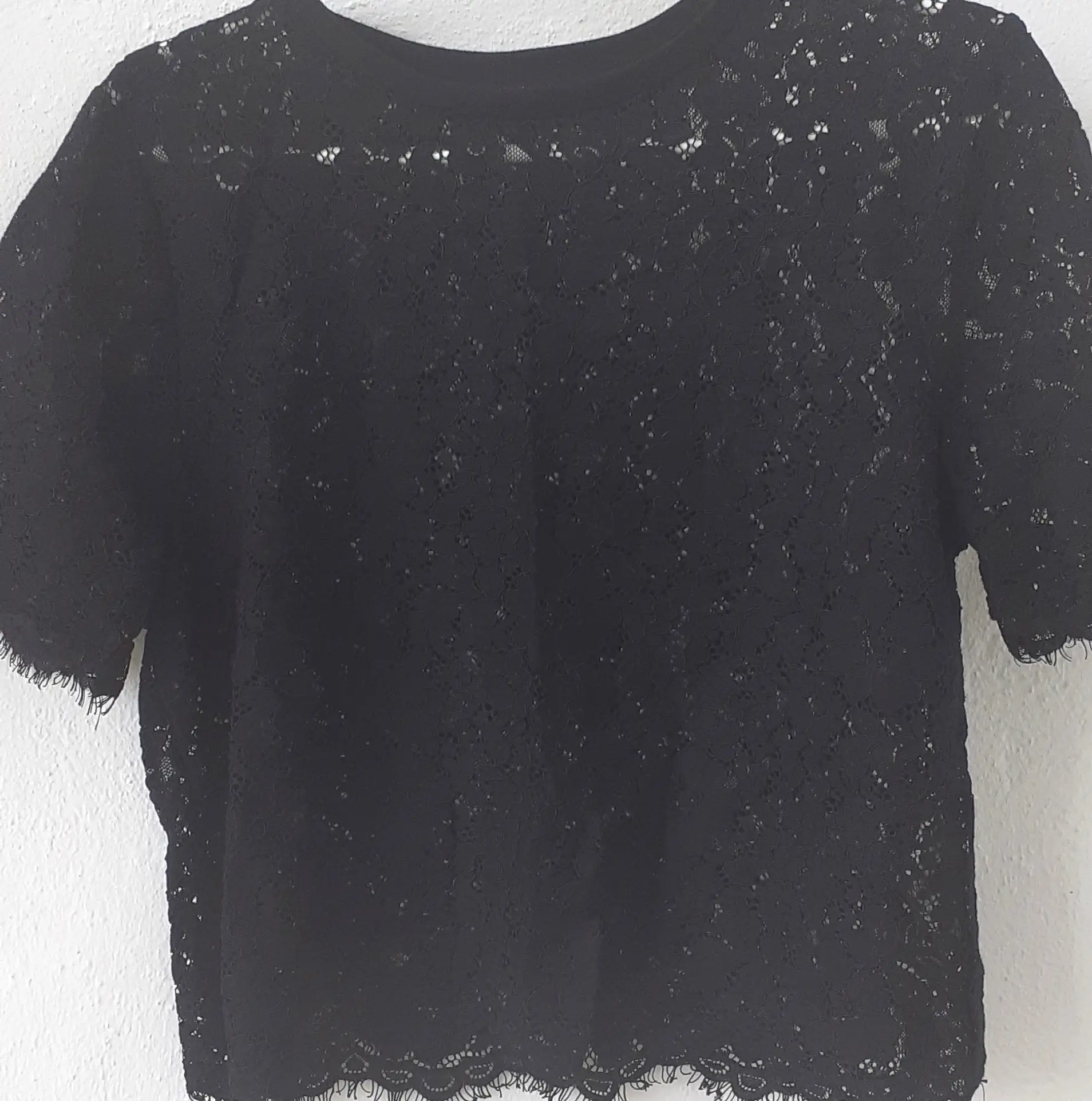 Camiseta-sin-mangas-gris-corazon-mujer_resultado