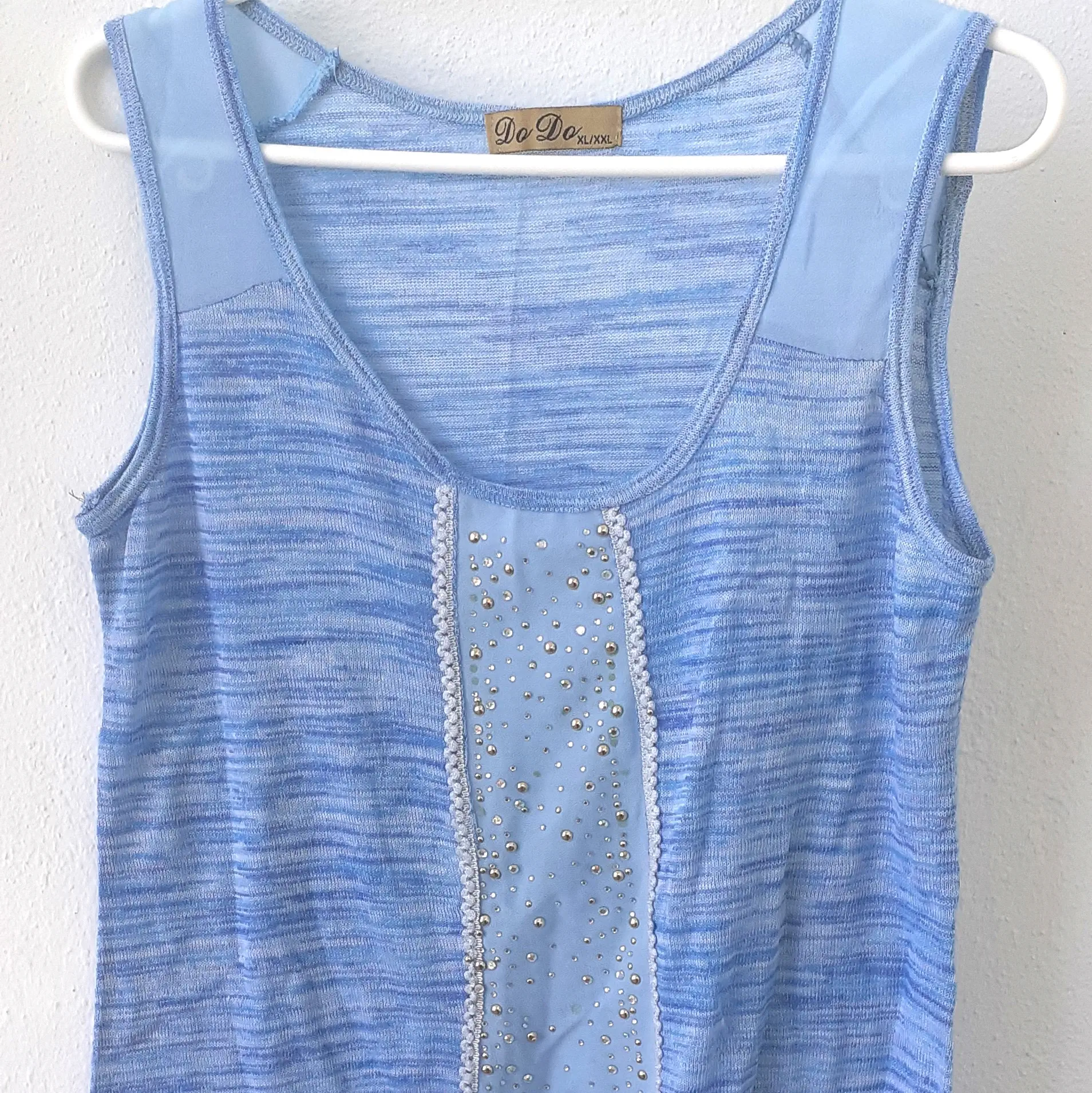 Camiseta roja sin mangas vintage