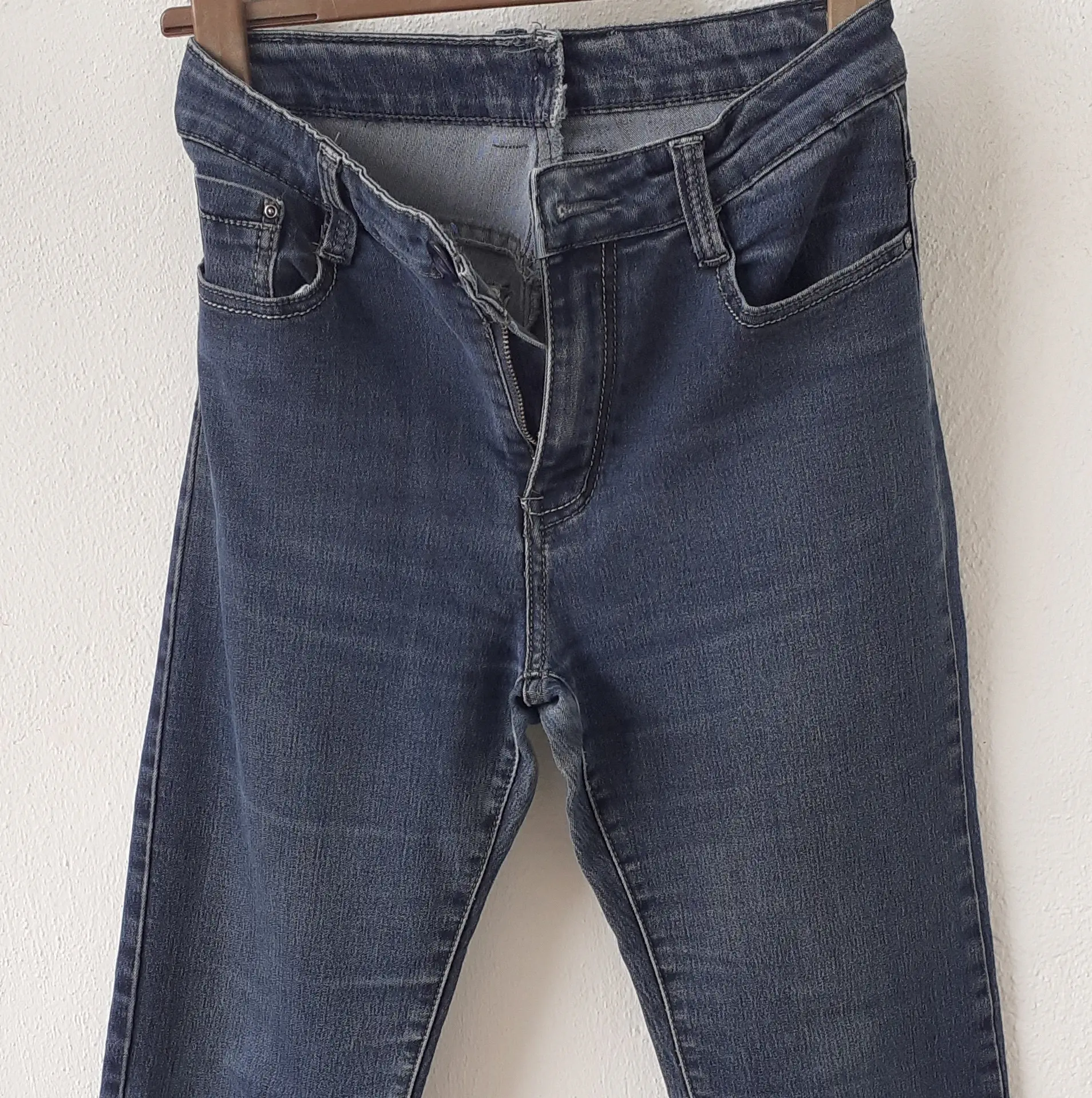 Pantalón vaquero recto