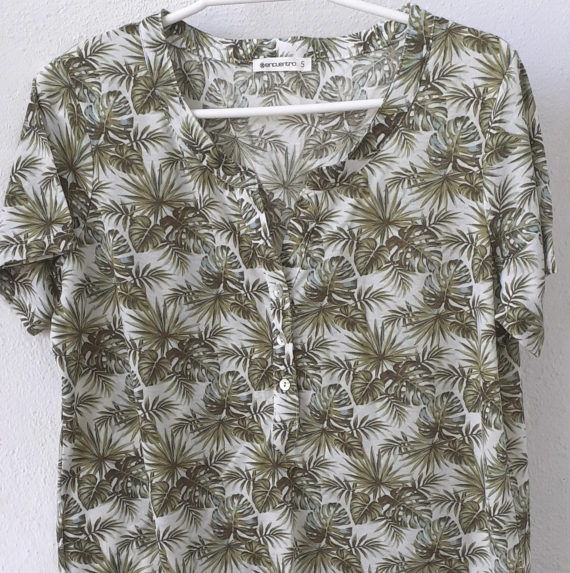 Camisa blanca de seda