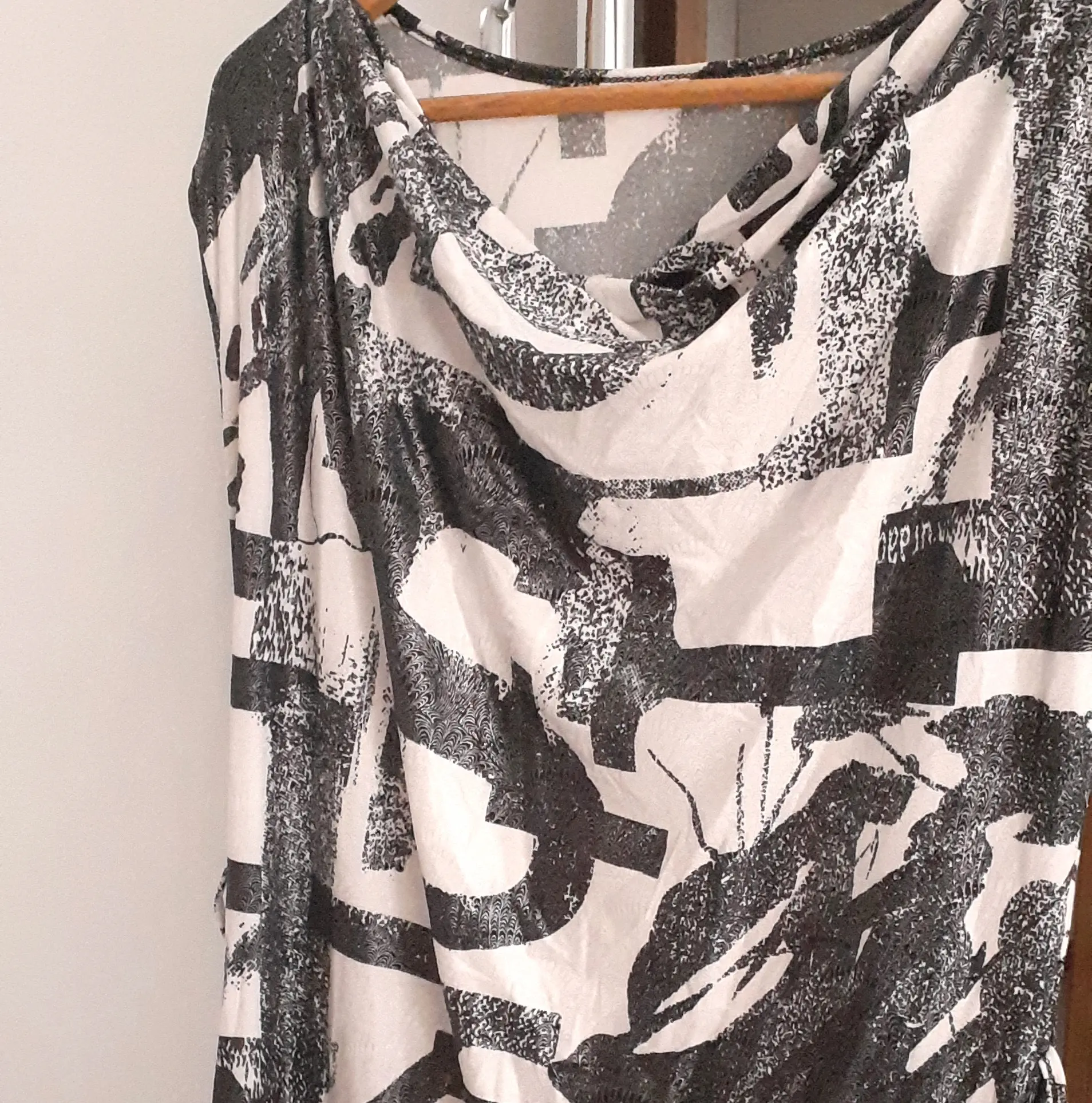 Vestido-Flores-Negro-L_resultado